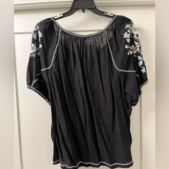 Max Studio Puff Sleeve Top-NWT-size 3X - Picture 3 of 4